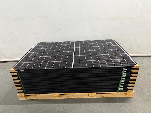 Astronergy - set van 14 zonnepanelen (420 wp) - solax 5.5 kw omvormer - afbeelding 2 van  4