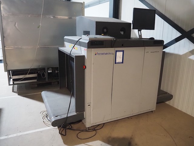 Astrophysics industry ca - afbeelding 1 van  17