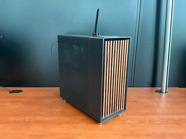 Asus - desktop - afbeelding 1 van  5