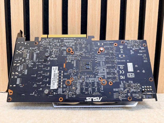 Asus - dual geforce gtx 1060 3g - 3gb / gddr5 / gaming videokaart - afbeelding 4 van  11