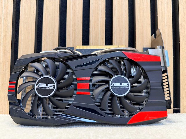 Asus - geforce gtx 760 directcu ii oc - 2gb / gddr5 / gaming videokaart - afbeelding 1 van  11
