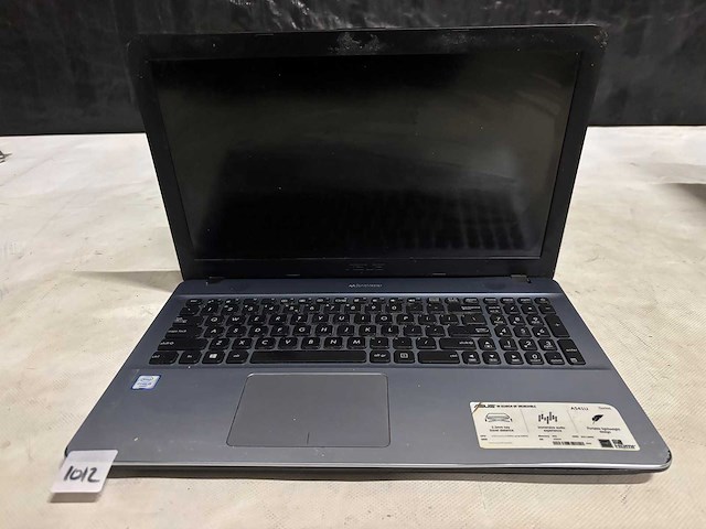 Asus - laptop - afbeelding 1 van  3