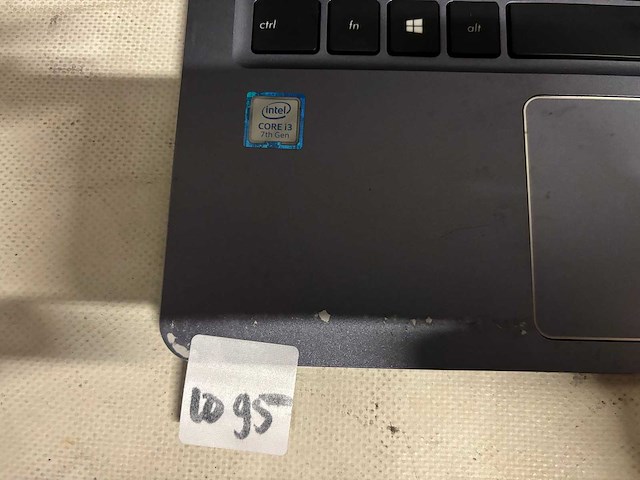 Asus - laptop - afbeelding 2 van  3