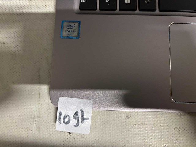 Asus - laptop - afbeelding 2 van  3