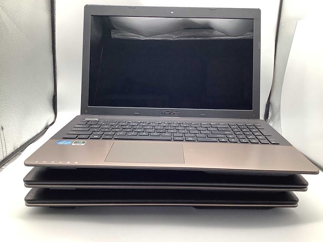 Asus a55u (3x) + r500vd (1x) i7 laptop (4x) - afbeelding 2 van  7