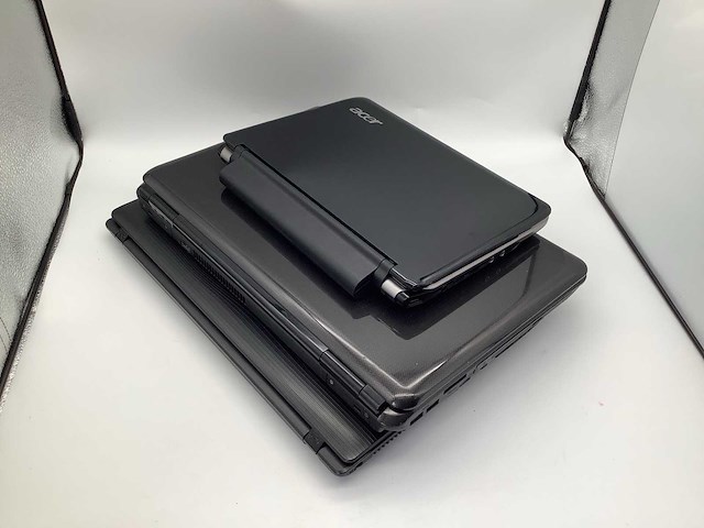 Asus, acer, packard bell aspire one, k51ac, pew91 laptop (3x) - afbeelding 1 van  6