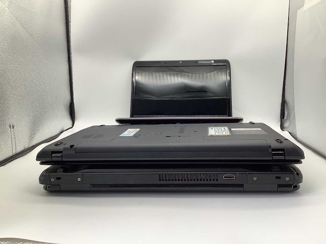 Asus, acer, packard bell aspire one, k51ac, pew91 laptop (3x) - afbeelding 5 van  6