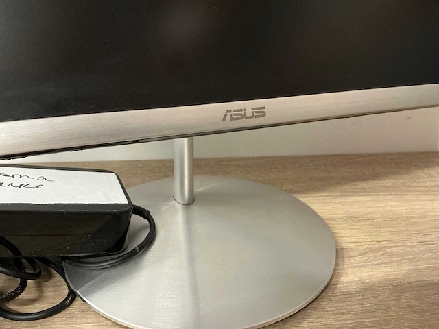 Asus all-in-one desktop - afbeelding 2 van  7
