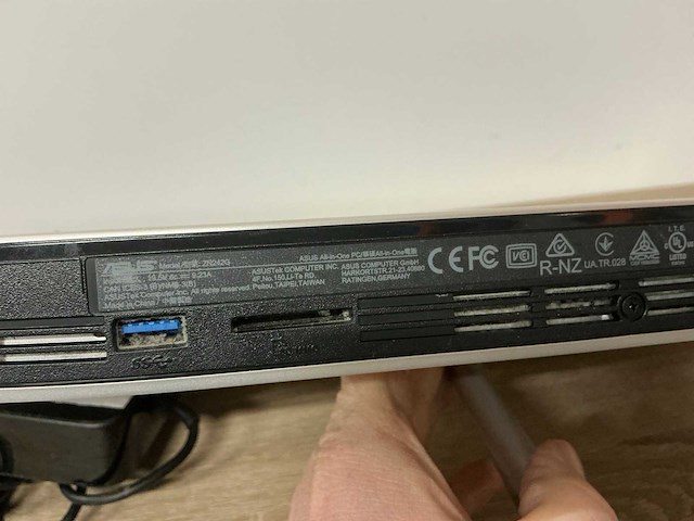 Asus all-in-one desktop - afbeelding 6 van  7