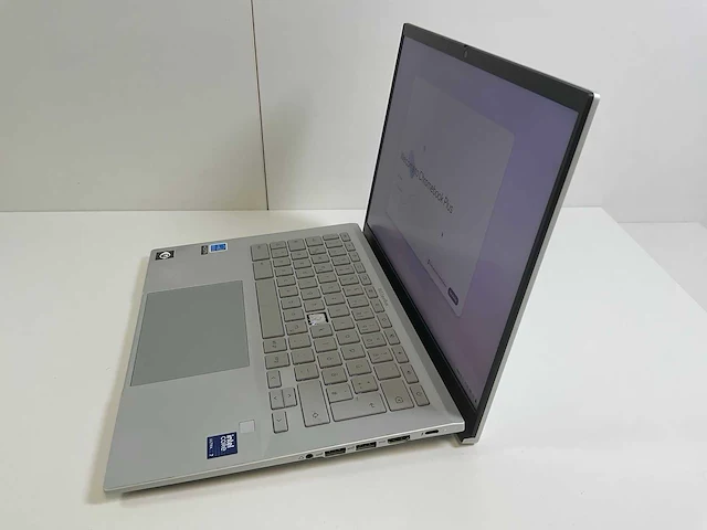 Asus cb5403cm 14”, core(tm) i5-155u, 32 gb ram, 512 gb ssd chromebook - afbeelding 3 van  7