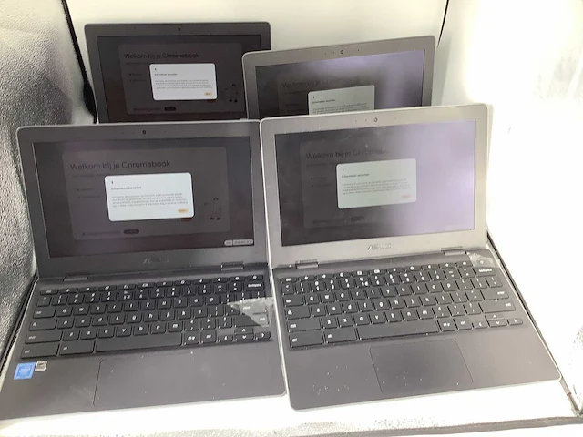 Asus chromebook c204m touch laptop (4x) - afbeelding 5 van  8