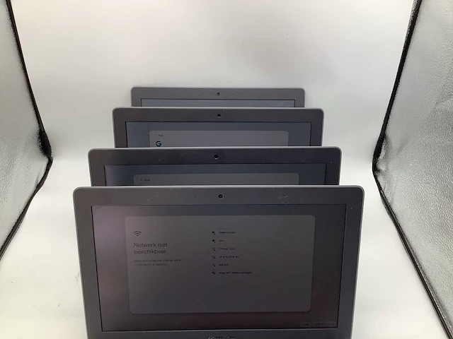 Asus chromebook c204m touch laptop (4x) - afbeelding 4 van  8