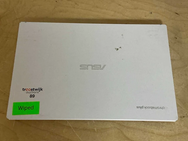 Asus chromebook plus laptop - afbeelding 4 van  4