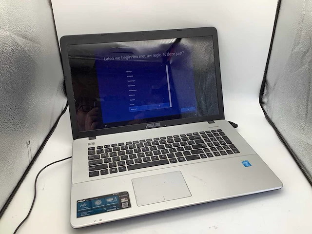 Asus f751l i7 laptop - afbeelding 1 van  8