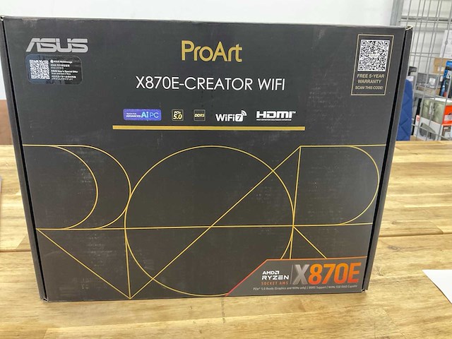 Asus pro art x870e creator wifi moederbord - afbeelding 2 van  3