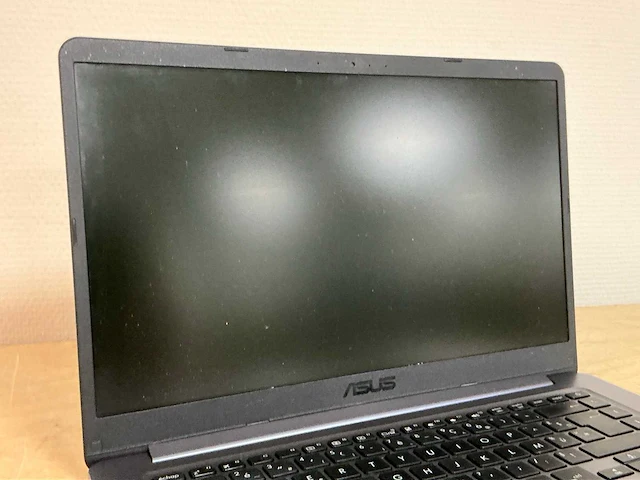 Asus r520u laptop - afbeelding 2 van  4