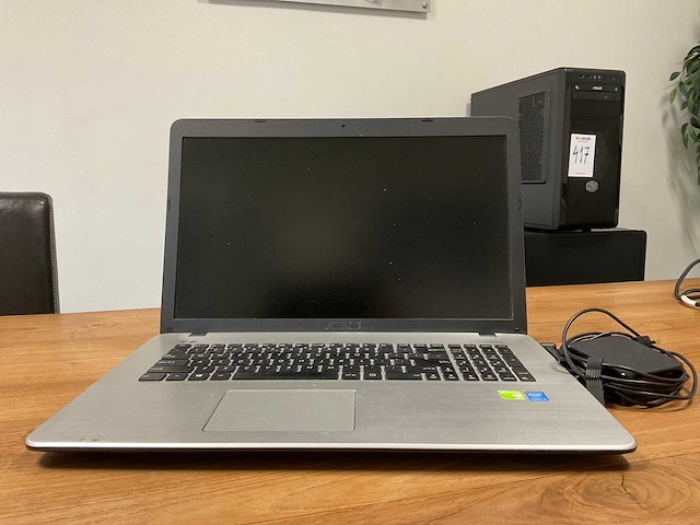 Asus r752l laptop - afbeelding 1 van  6