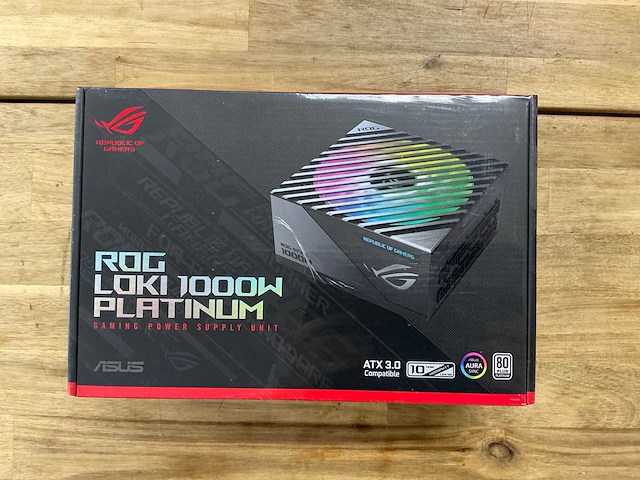 Asus rog loki 1000w platinum gaming power supply unit - afbeelding 2 van  3
