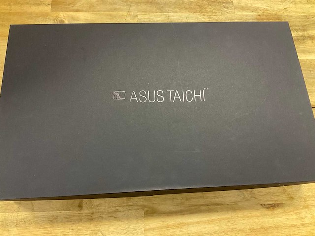 Asus taichi21 laptop - afbeelding 1 van  7