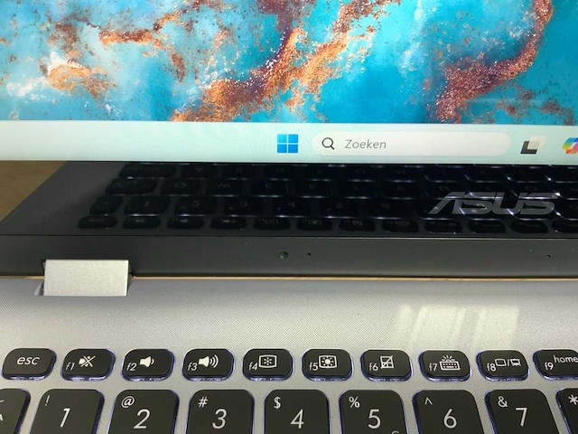 Asus tp412fa (i7) laptop (2x) - afbeelding 2 van  9