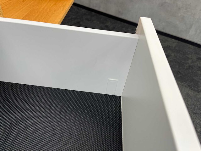 Asymmetrisch receptiemeubel - afbeelding 10 van  21