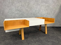 Asymmetrisch receptiemeubel - afbeelding 2 van  21