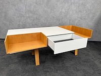 Asymmetrisch receptiemeubel - afbeelding 4 van  21