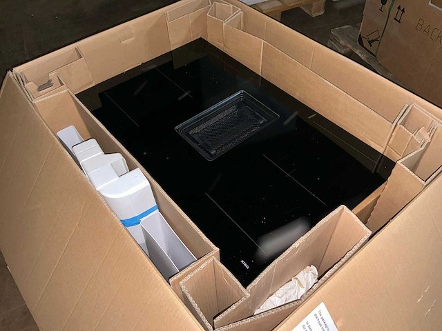 Atag hidd8471ev kookplaat met afzuiging - afbeelding 1 van  6