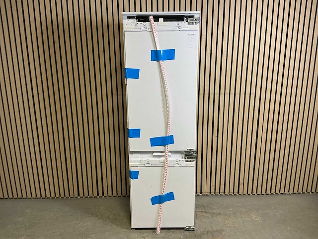 Atag kd86178df inbouw koel-vries combinatie - afbeelding 1 van  8