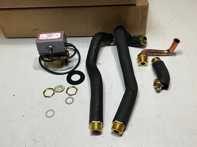 Atag tapwaterset 9-11 kw (2x) - afbeelding 3 van  6