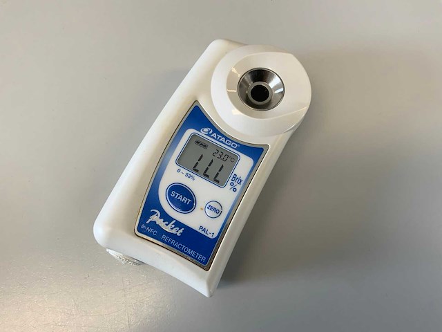 Atago pal-1 refractometer - afbeelding 1 van  7