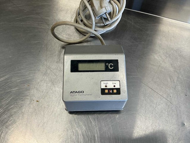Atago refractometer - afbeelding 7 van  12