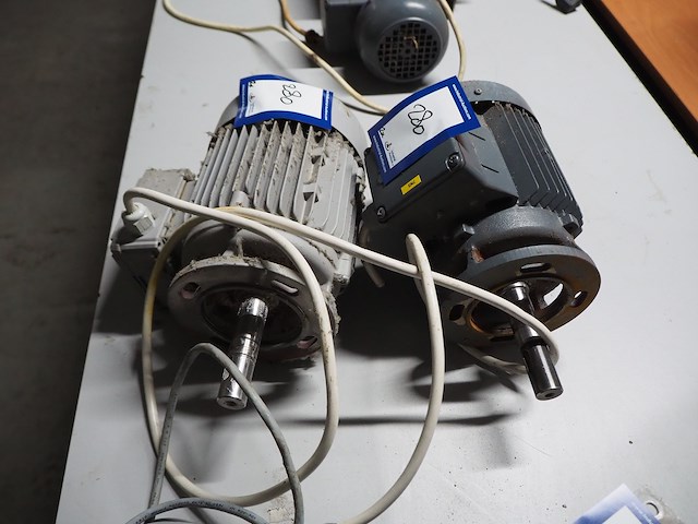 Atb - afbeelding 3 van  4