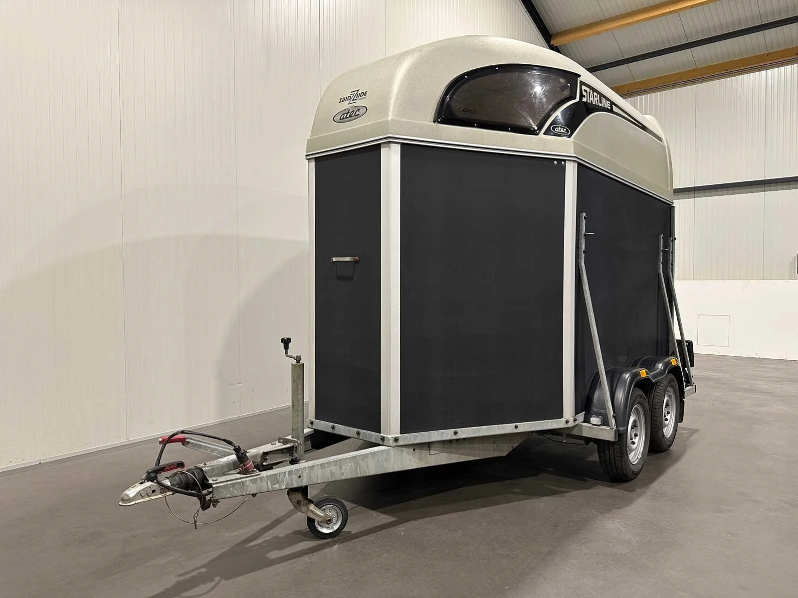 Verzamelveiling personenauto’s, bedrijfswagens, paardentrailers en youngtimers in odiliapeel