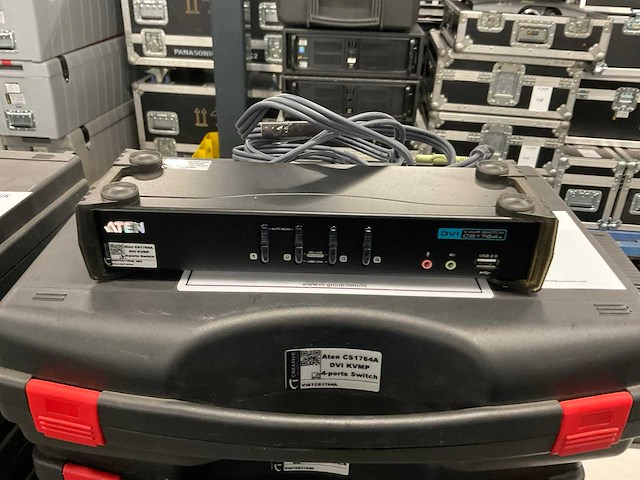 Aten cs1764a switch (4x) - afbeelding 1 van  5