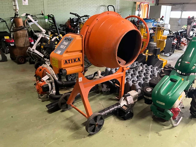 Atika profi 145s betonmolen - afbeelding 1 van  7