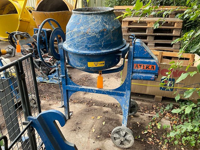 Atika profi 145s betonmolen - afbeelding 3 van  4