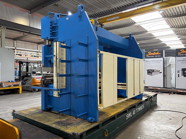 Atlantic - hpe 36300, 300t - cnc press brake - 2000 - afbeelding 2 van  18