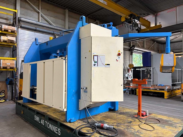 Atlantic - hpe 36300, 300t - cnc press brake - 2000 - afbeelding 3 van  18