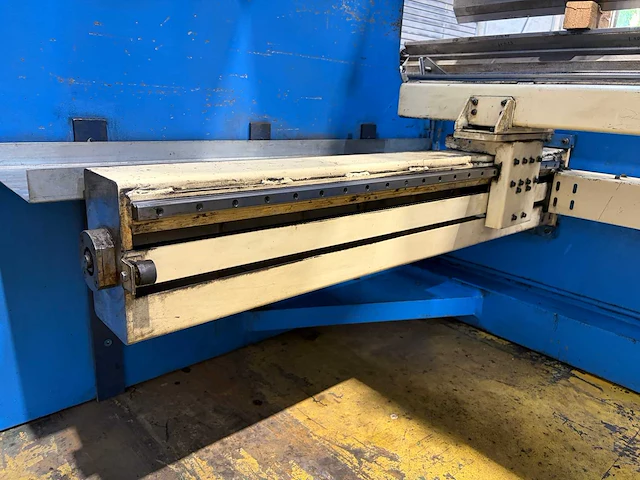 Atlantic - hpe 36300, 300t - cnc press brake - 2000 - afbeelding 5 van  18