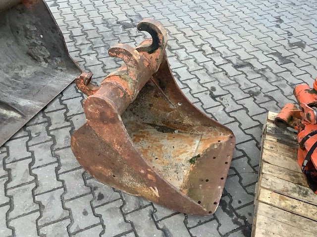 Atlas - 1104 - banden graafmachine - afbeelding 11 van  23