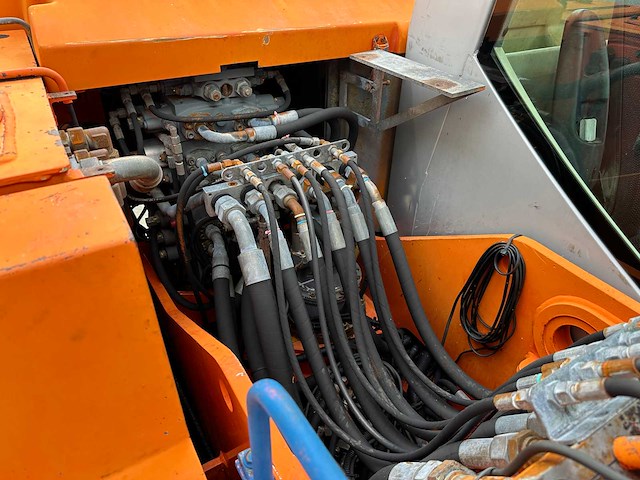 Atlas - 2005 - terex - banden graafmachine - afbeelding 16 van  46