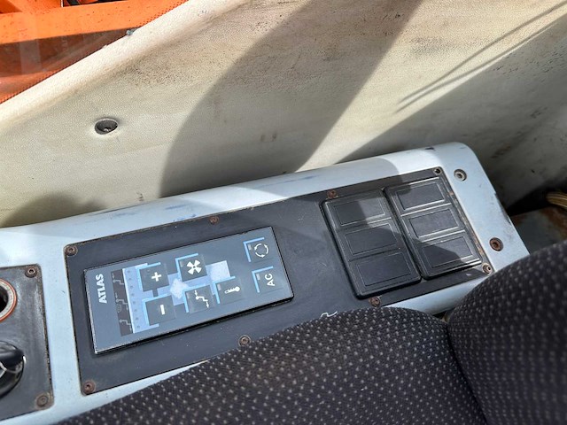 Atlas - 2005 - terex - banden graafmachine - afbeelding 31 van  46