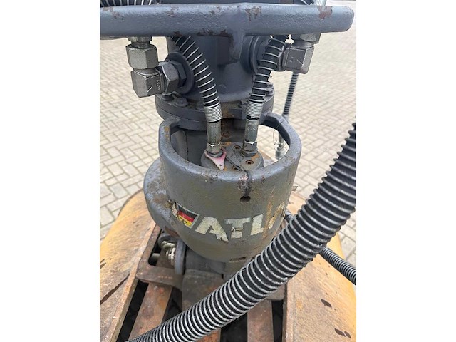 Atlas - e32 - knijperbak met t620 snelwissel - afbeelding 4 van  7