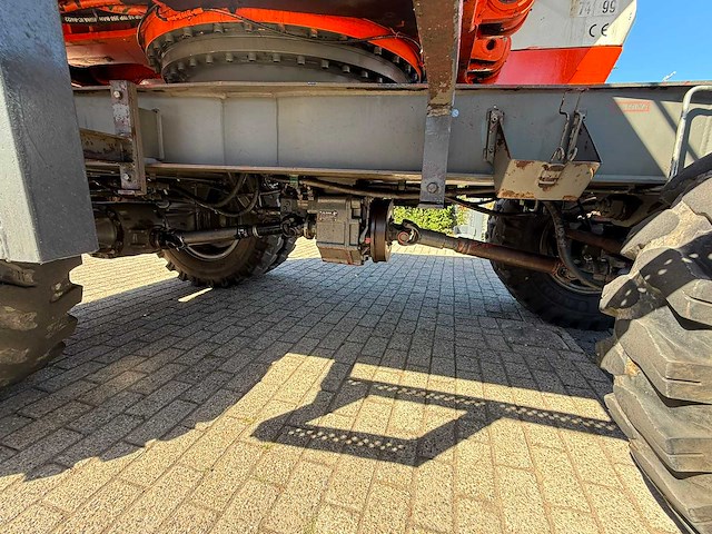 Atlas 1304 banden graafmachine - afbeelding 18 van  23