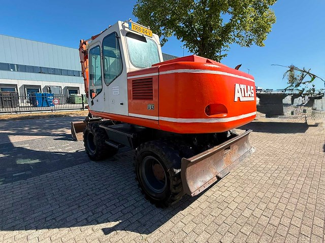 Atlas 1304 banden graafmachine - afbeelding 19 van  23