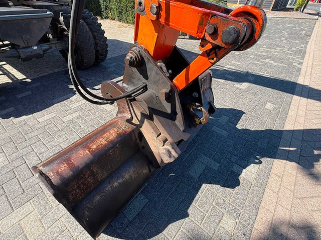 Atlas 1304 banden graafmachine - afbeelding 21 van  23