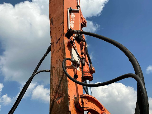 Atlas 1704 banden graafmachine - afbeelding 8 van  39