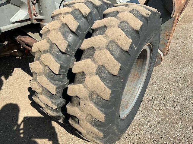 Atlas 1704 banden graafmachine - afbeelding 14 van  39