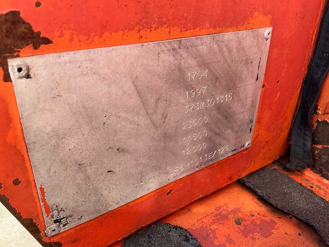 Atlas 1704 banden graafmachine - afbeelding 21 van  39